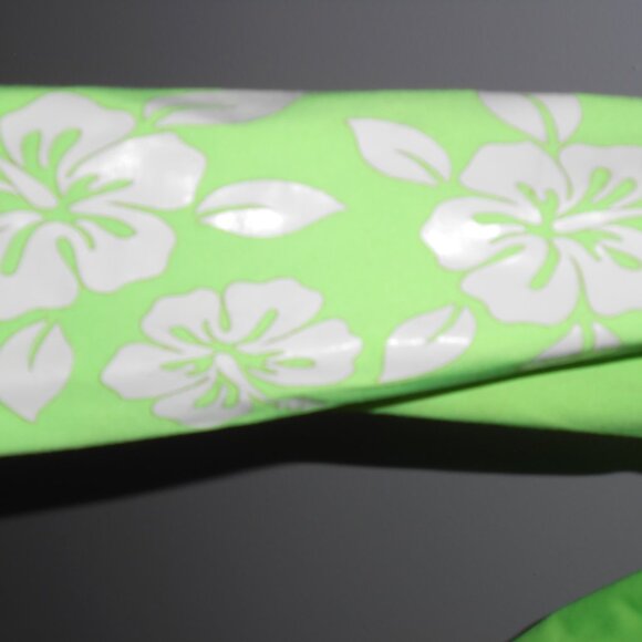 Spicy Tuna Ladies Lime Green Long Sleeve Swim UV Resistant Shirt-Size Small - Picture 4 of 5